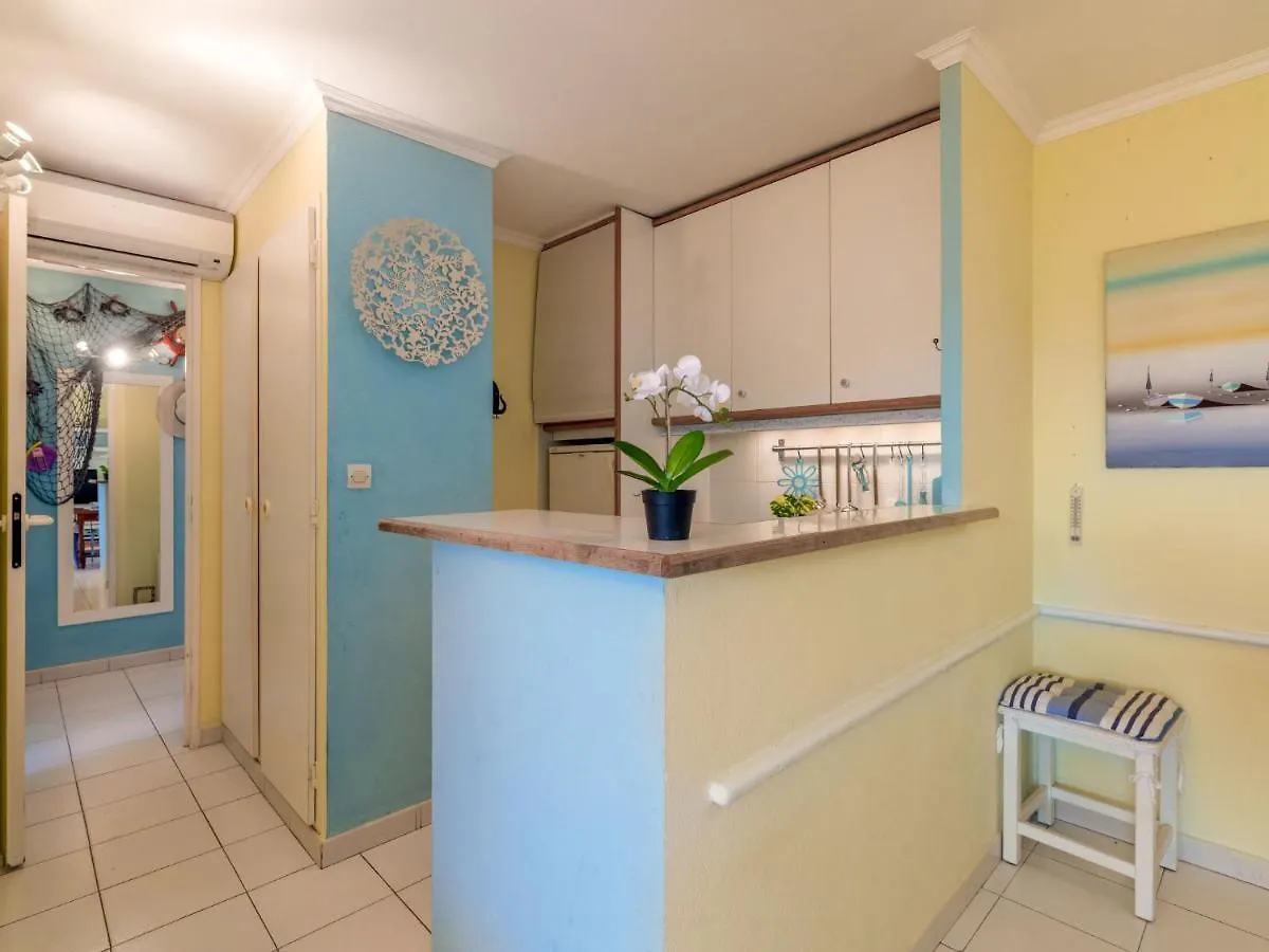 Apartment Village Cap Esterel - Le Belvedere-8 By Interhome Saint-Raphaël